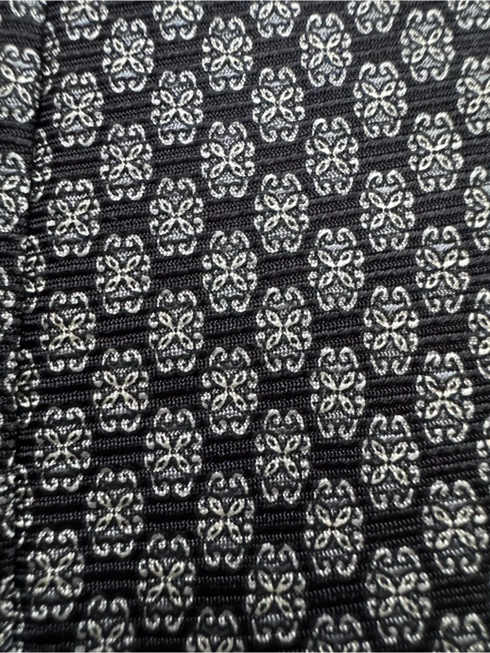 Vintage GFA Made in Italy 100% Silk Tie Navy Gray Geometric Medallion Necktie